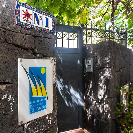 Marina Rubicon Number 2 * Playa Blanca