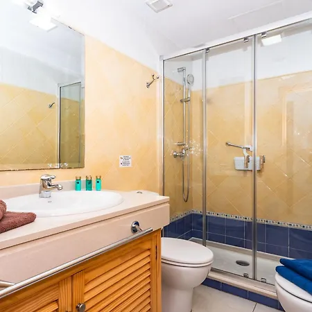 Marina Rubicon Number 2 * Playa Blanca